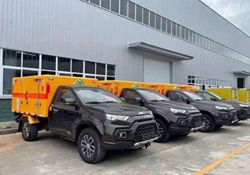 潘集爆破器材运输车-保障安全与效率的关键